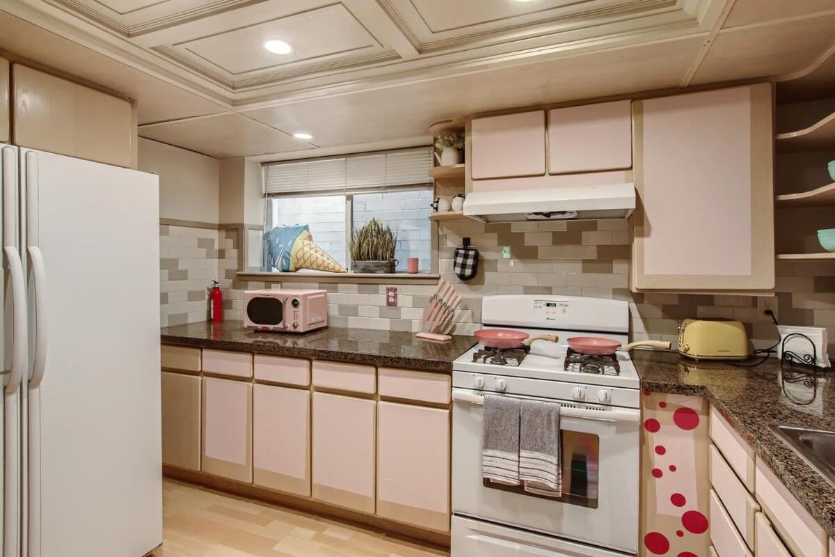 Barbie'S Dream Apt In The City 薩克拉門托 外观 照片