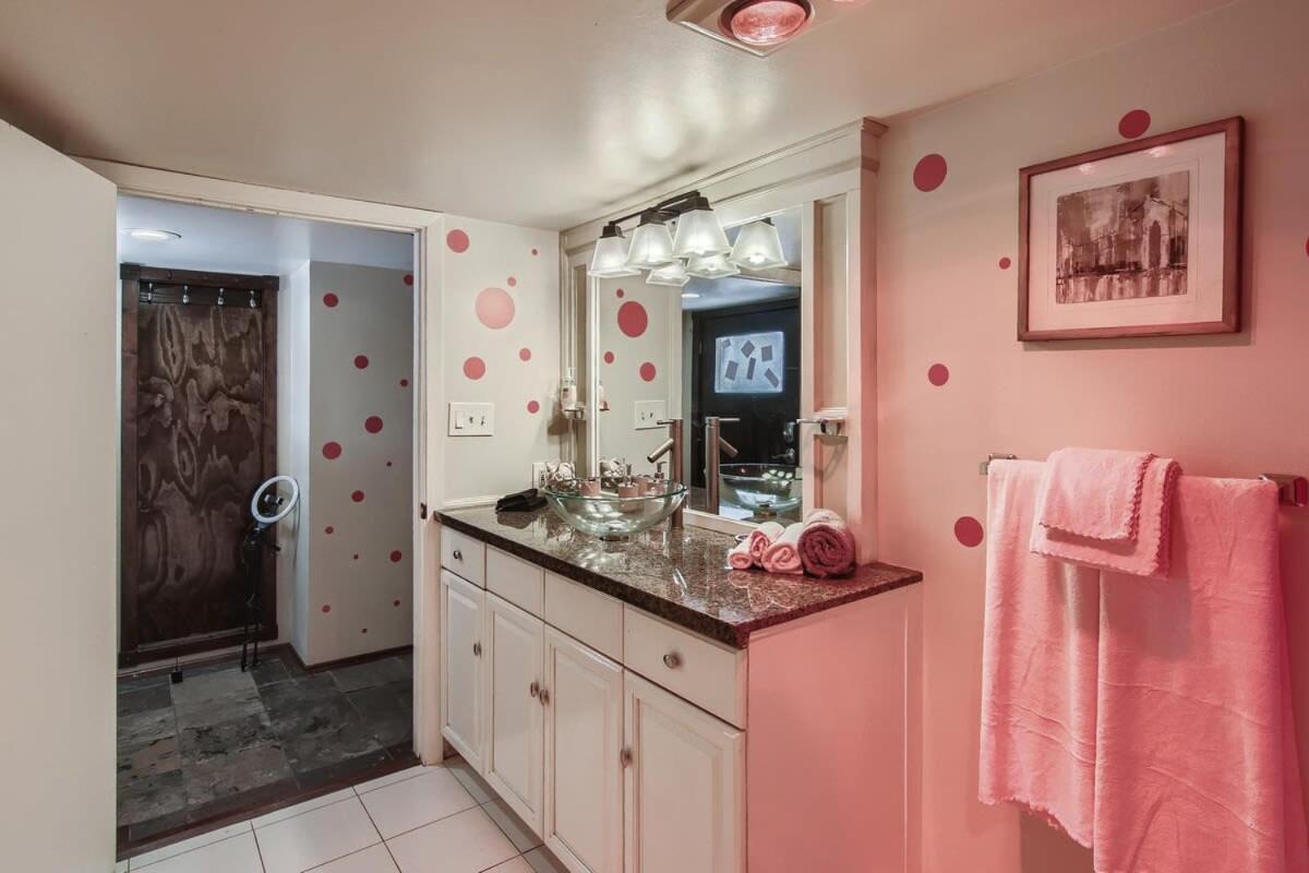 Barbie'S Dream Apt In The City 薩克拉門托 外观 照片