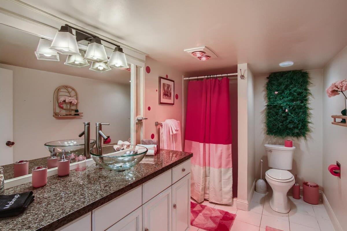 Barbie'S Dream Apt In The City 薩克拉門托 外观 照片